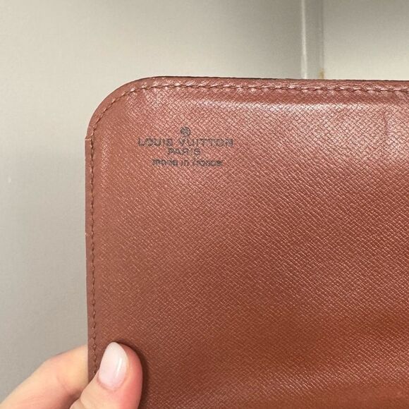 ✅AUTHENTIC✅LOUIS VUITTON CARTOUCHIERE GM - Picture 12 of 16
